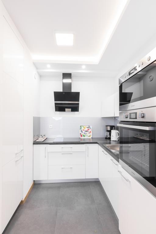 Cityheaven With Parking And Ac Krakow Exterior photo